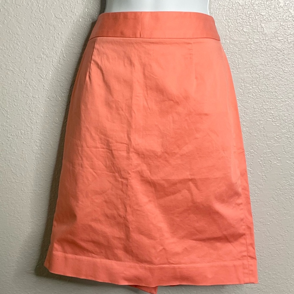 J.CREW Stretch pencil skirt  sz 6 coral slit on back zip/hook closure waist 15”